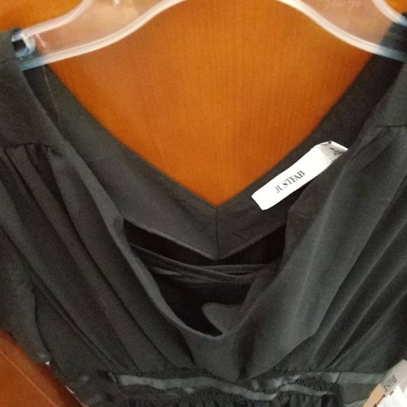 [M] Black Sheer Lined V-Neck Flutter Sleeve Midi Dress - Picture 5 of 6